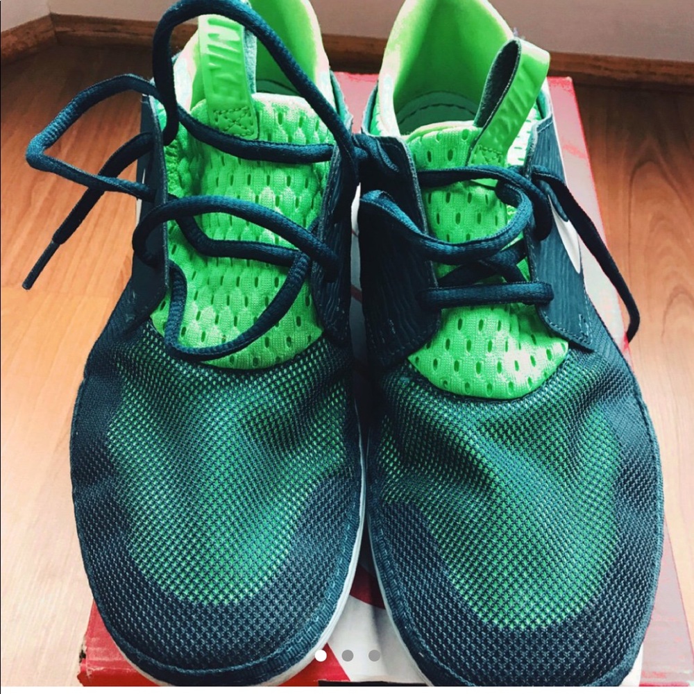 nike solarsoft moccasin